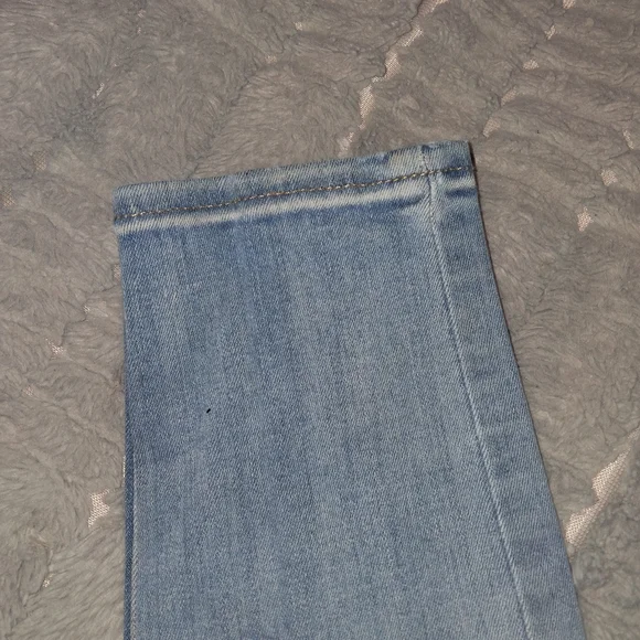 Levi's Women's Blue Jeans - Picture 3 of 6